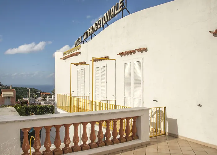 Отель Internazionale Барано-д'Иския