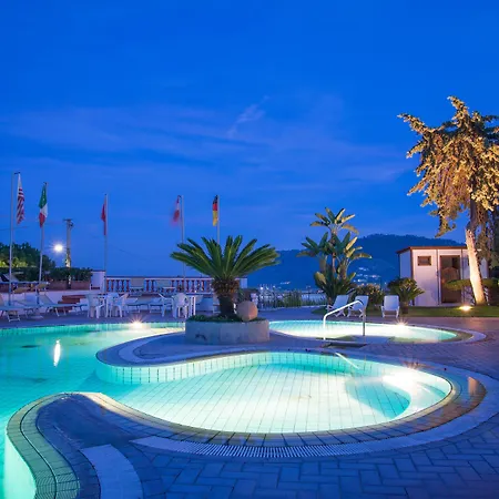 Internazionale Hotel Barano dʼIschia